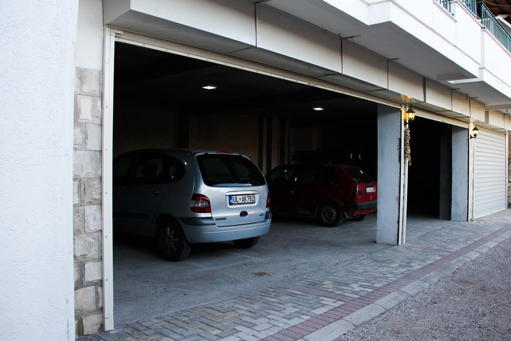 Apartments Aga ウルツィニ エクステリア 写真
