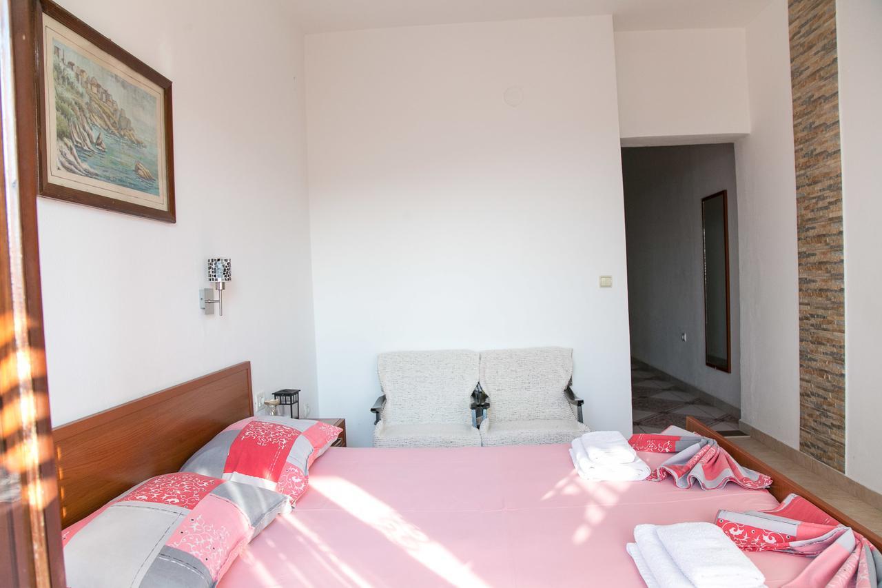 Apartments Aga ウルツィニ エクステリア 写真