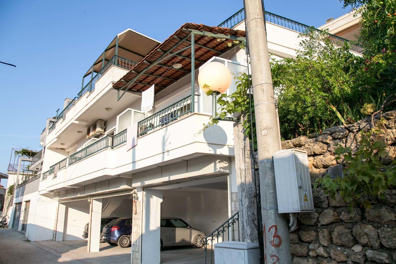 Apartments Aga ウルツィニ エクステリア 写真
