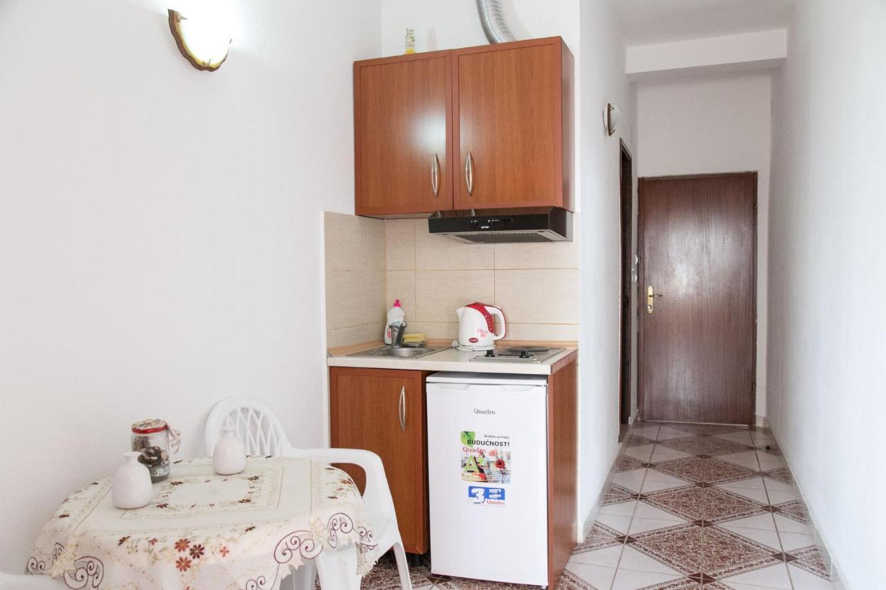 Apartments Aga ウルツィニ エクステリア 写真